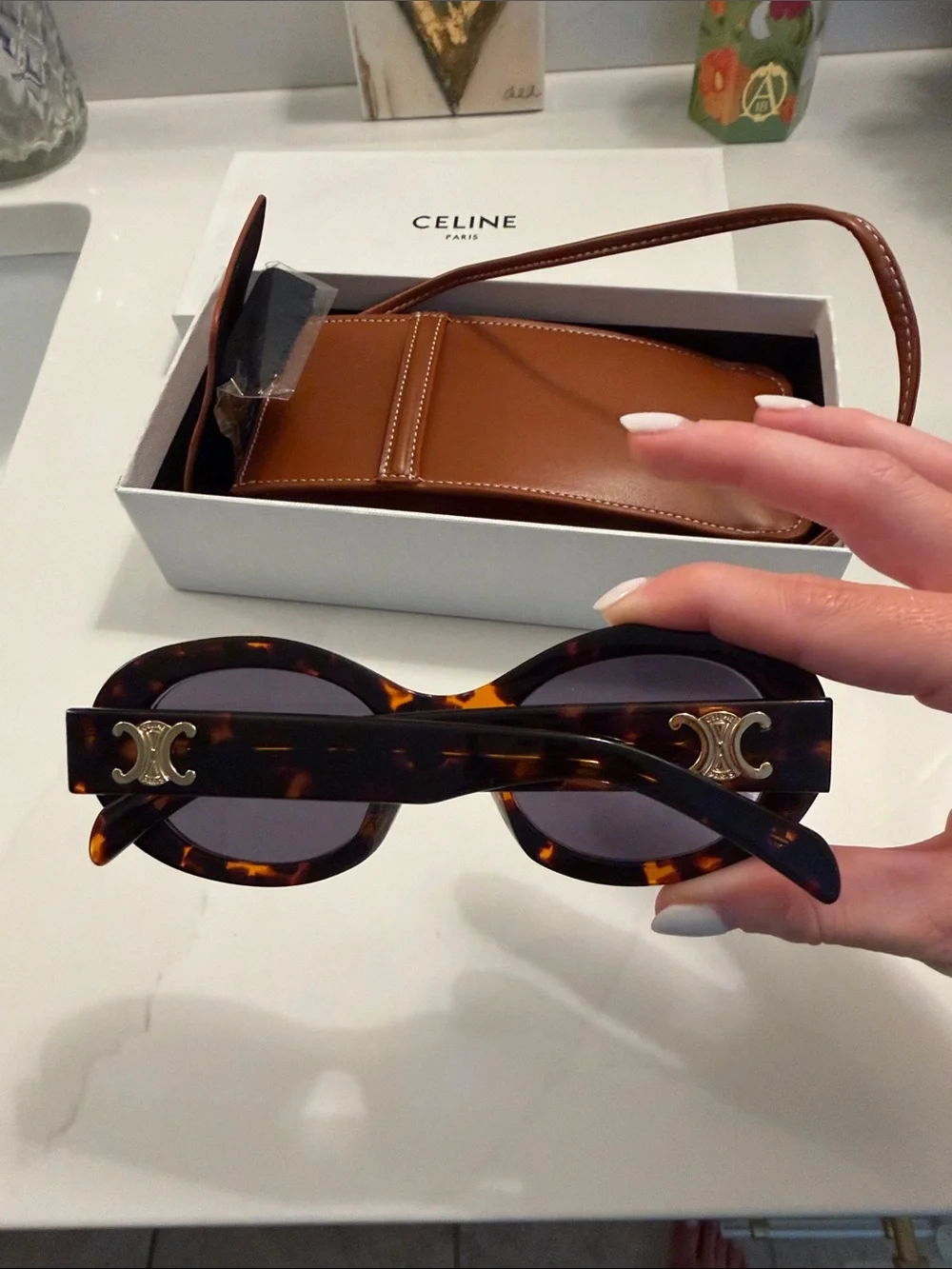 Dupe Triomphe Logo Oval Acetate Sunglasses
